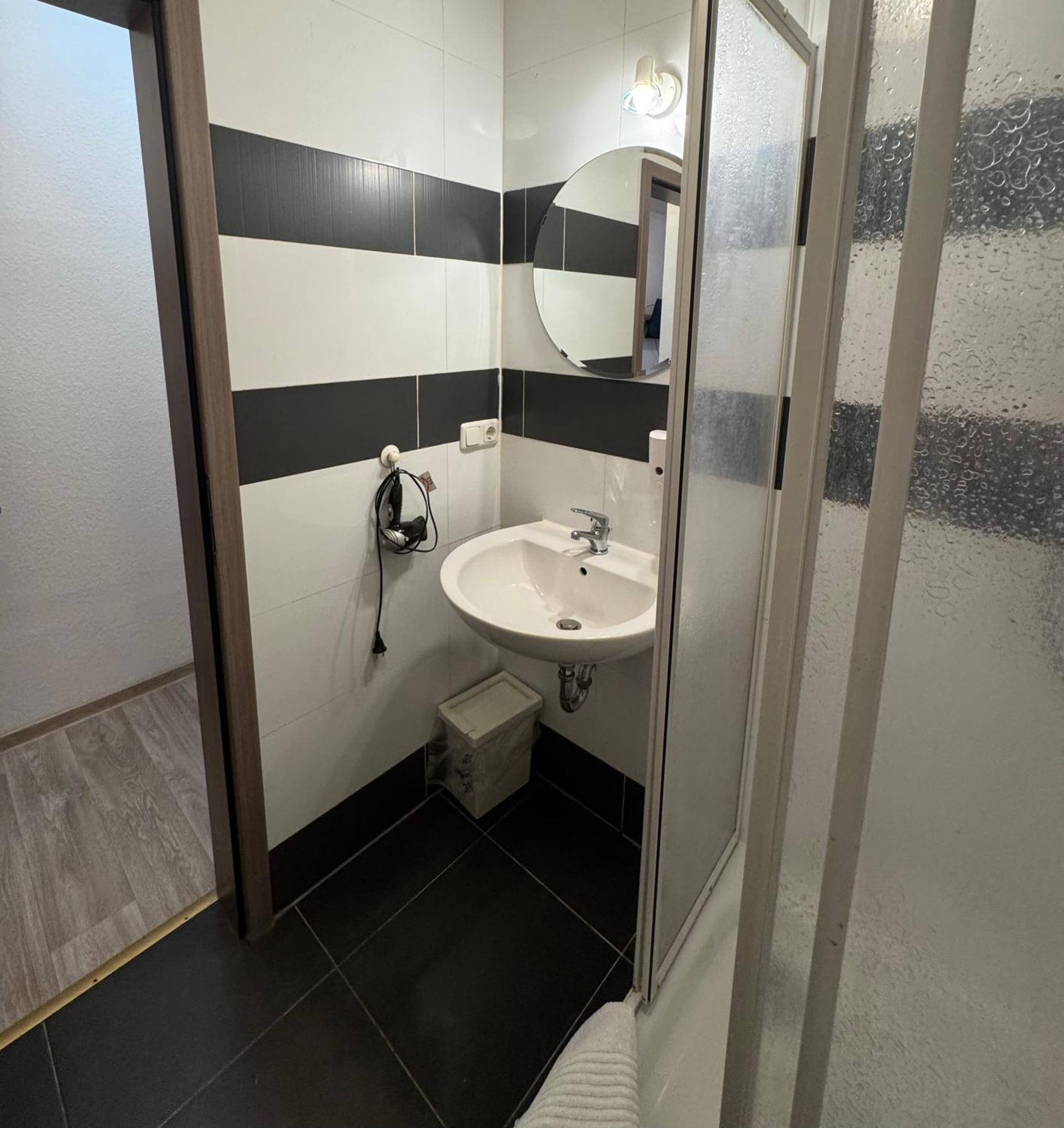 Hotel-Pension Alt-Heidenberg Siegen Esterno foto